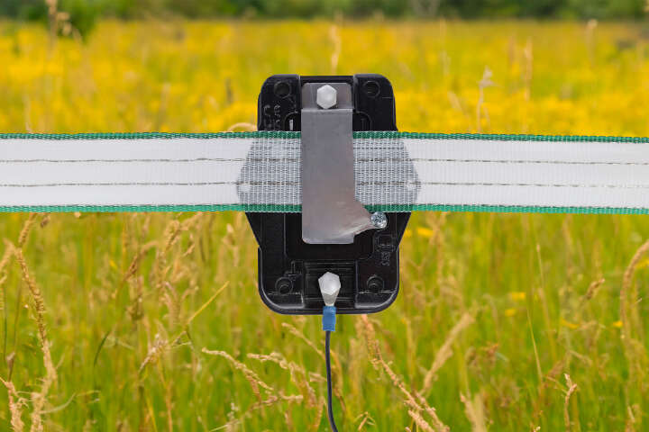 AKO Smart Satellite Zaun- und Batterieprüfer